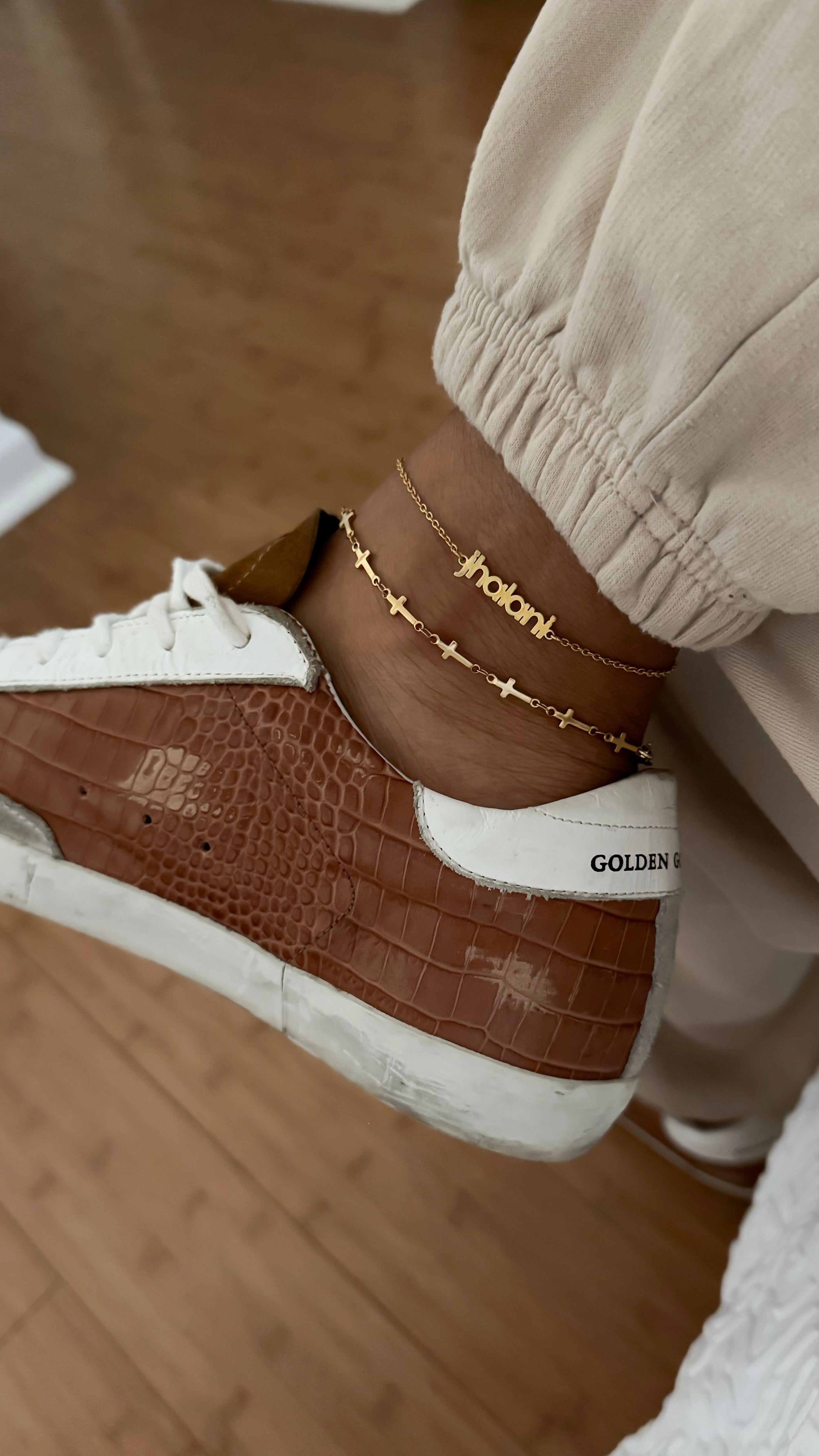 MINIMAL FONT ANKLET