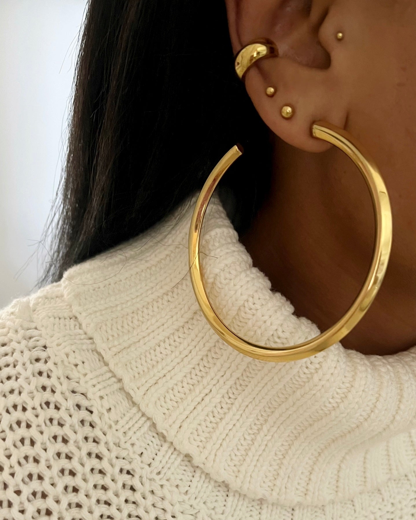 SIGNATURE HOOPS - GOLD