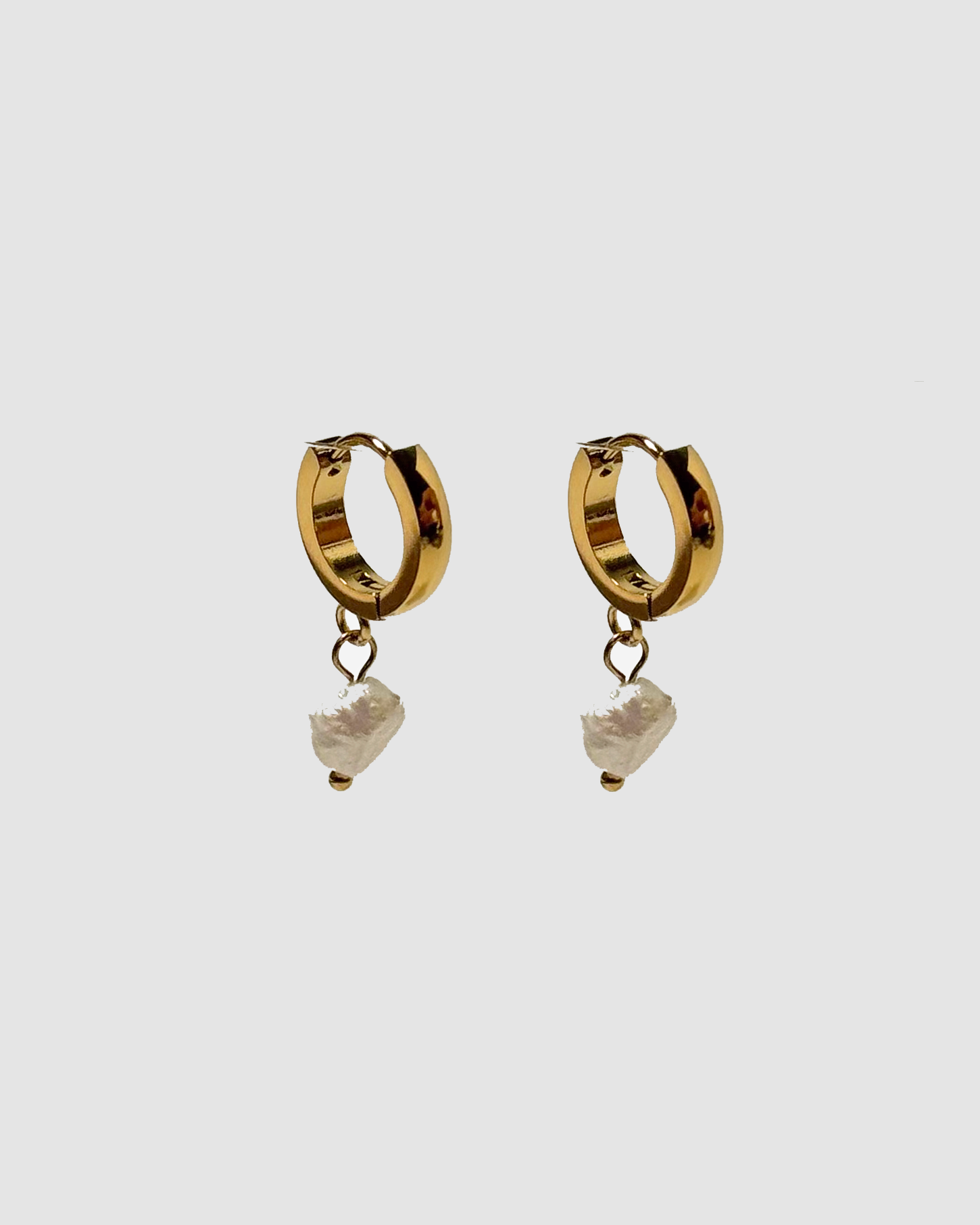 PEARL HUGGIES - GOLD