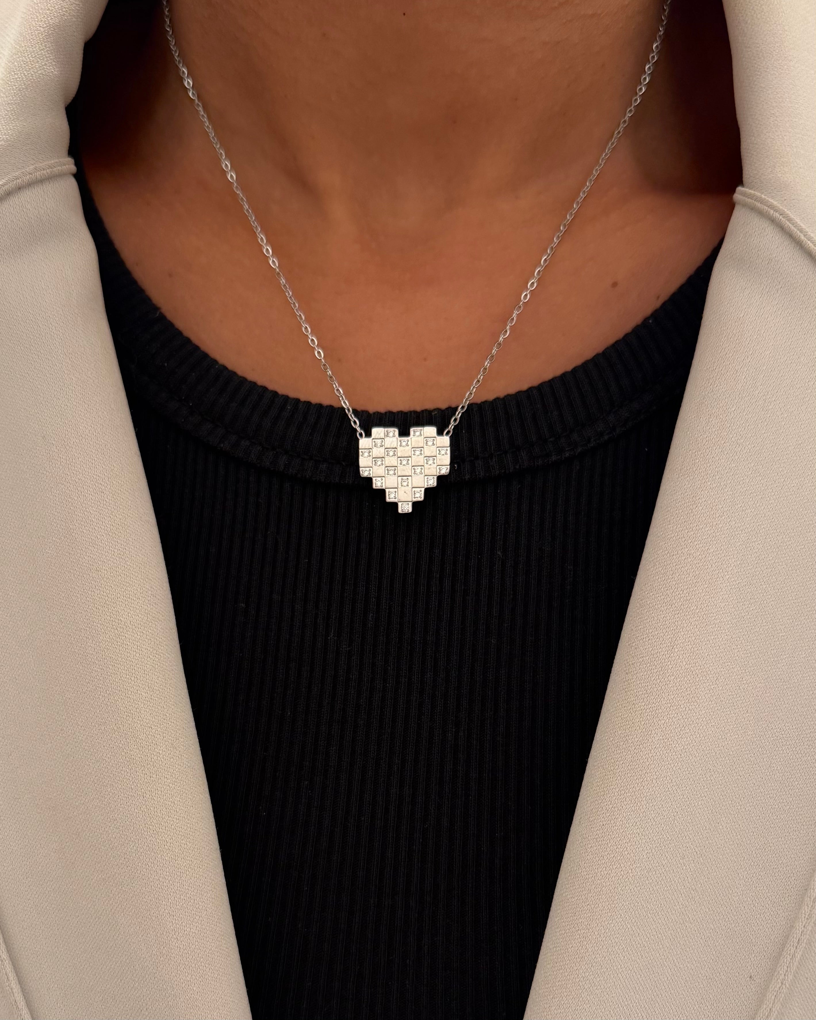 DIGI HEART NECKLACE - SILVER