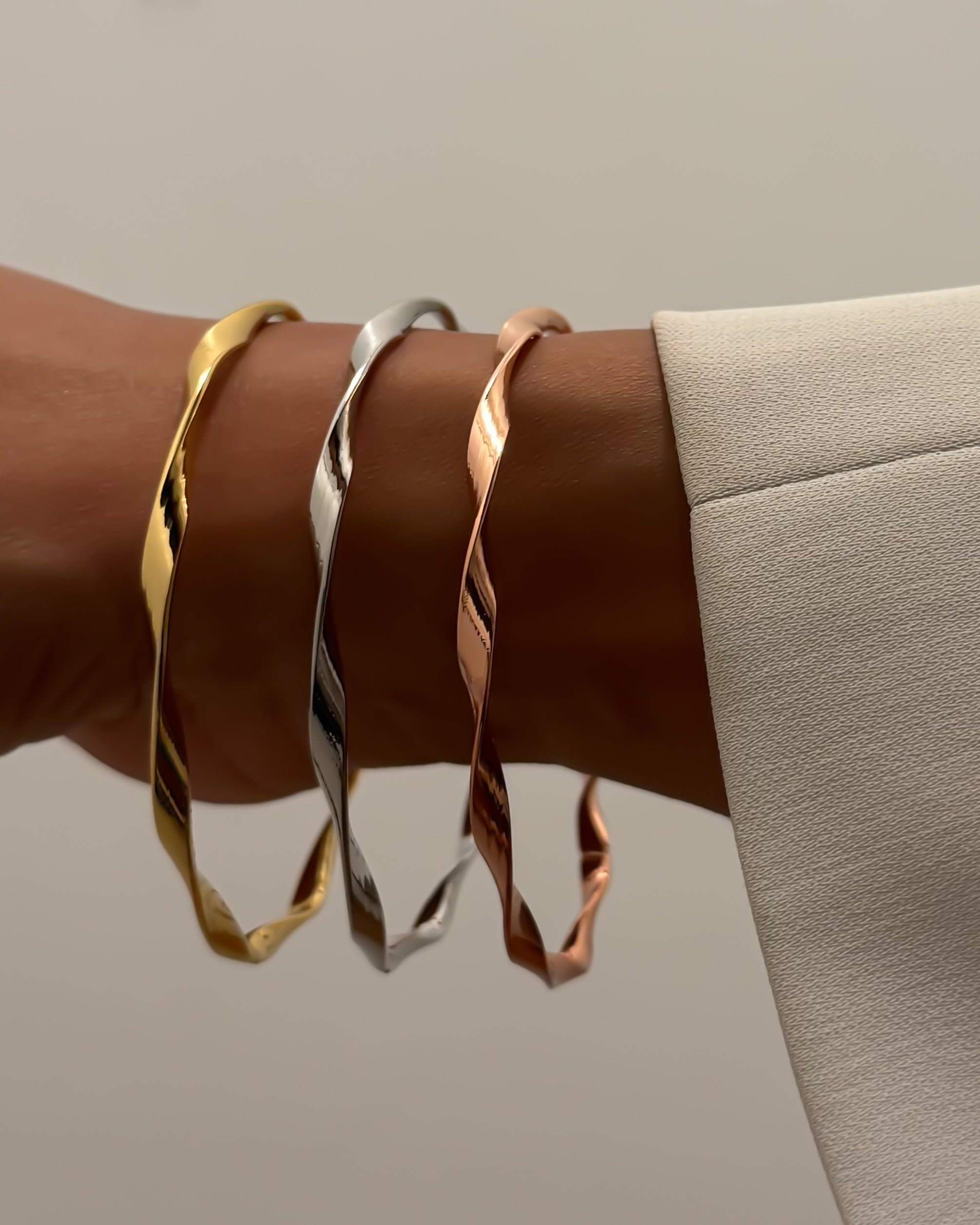 TRICOLOR BANGLE TRIO