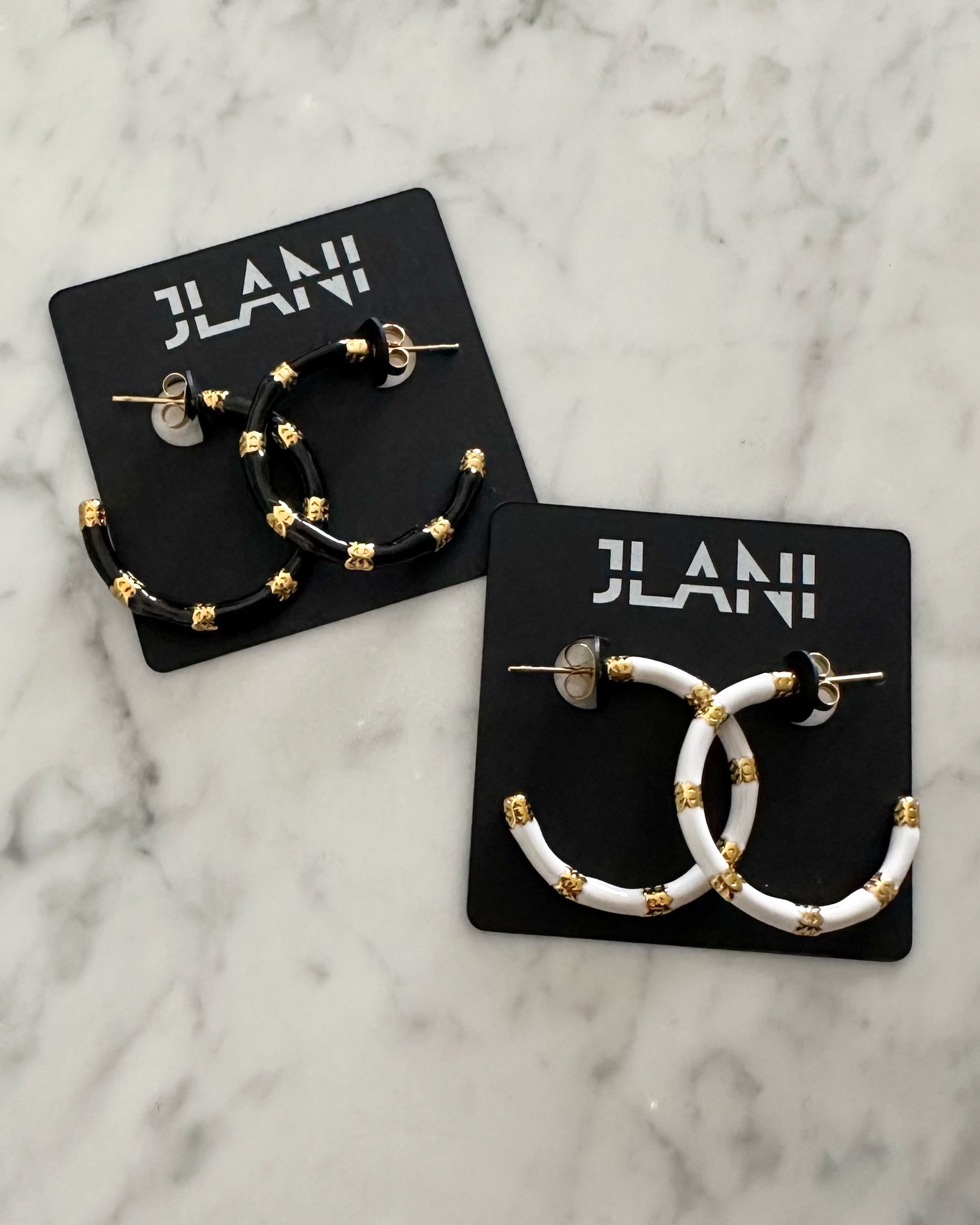 ENAMEL 30MM HOOPS - ONYX