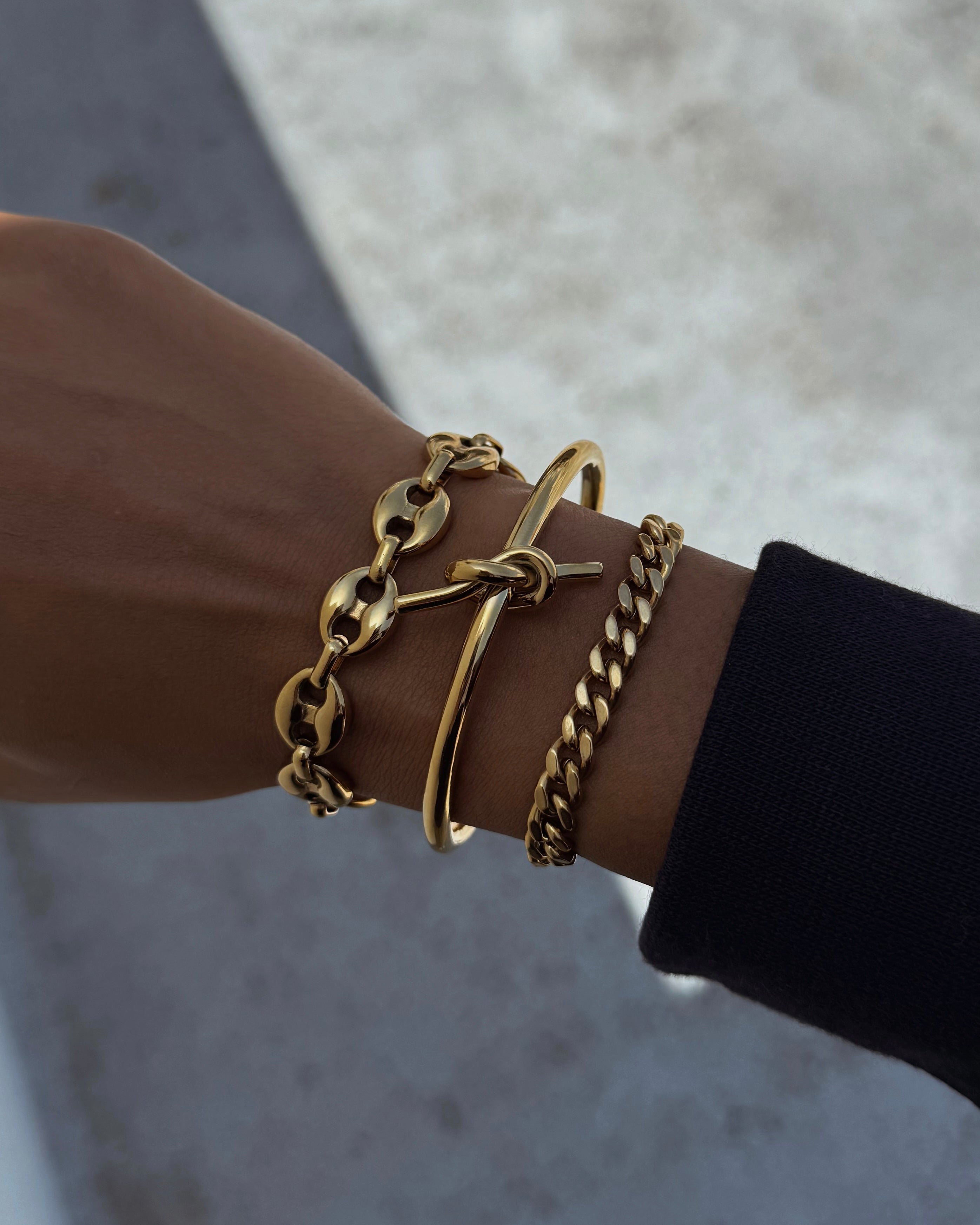 KNOT CUFF - GOLD