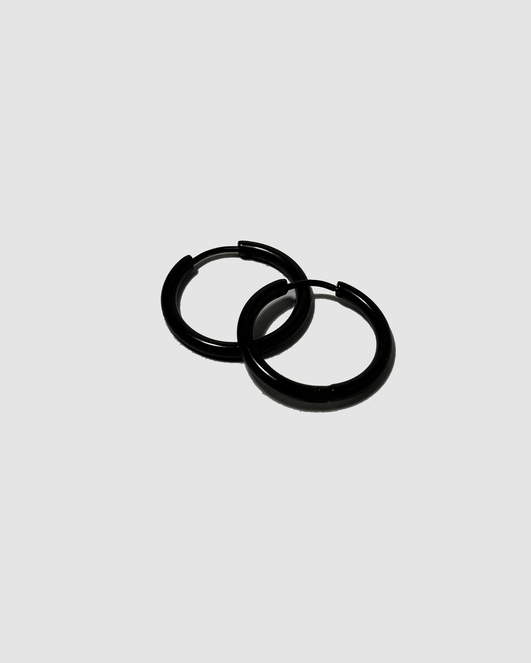 BLACK 24MM HOOPS