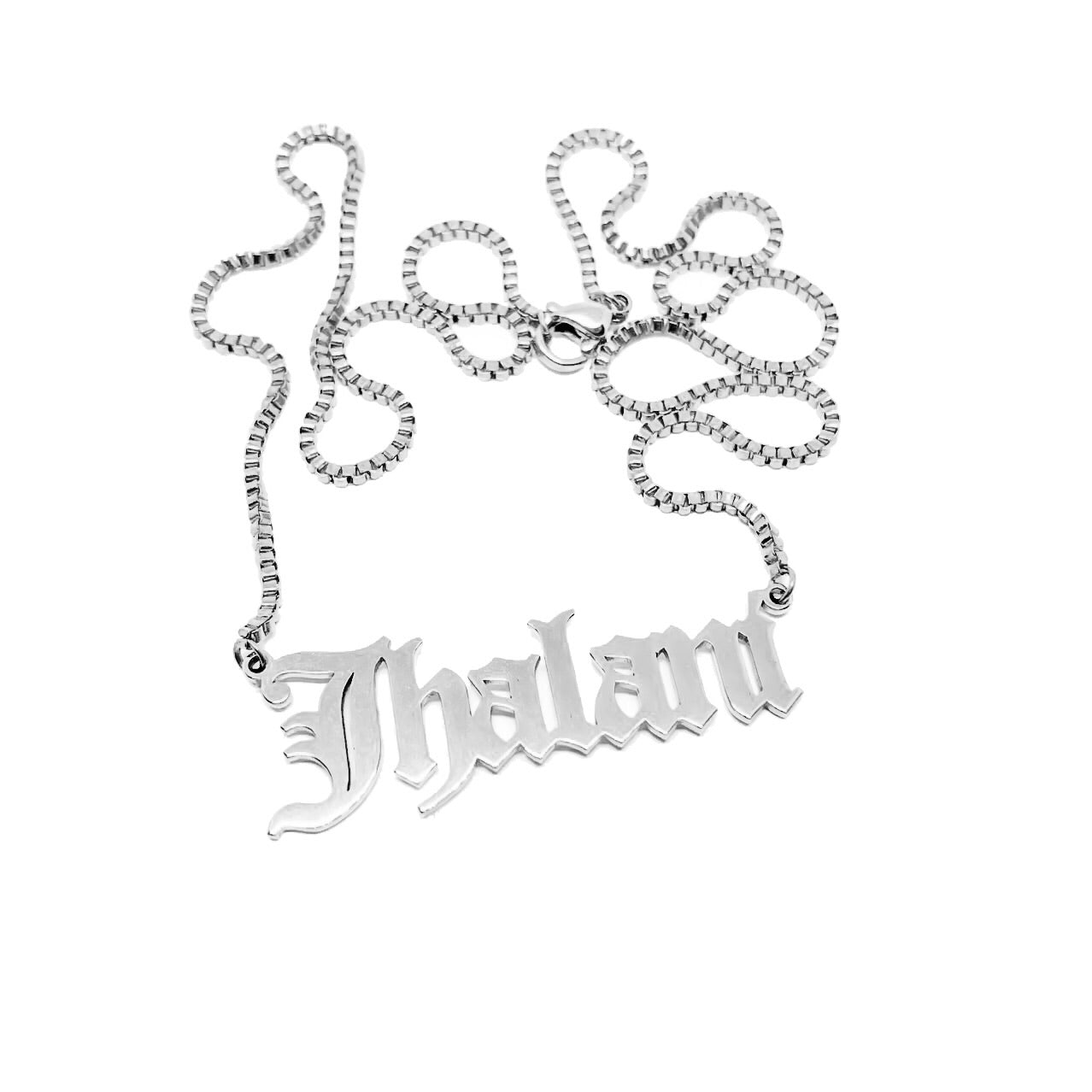 NAMEPLATE NECKLACE